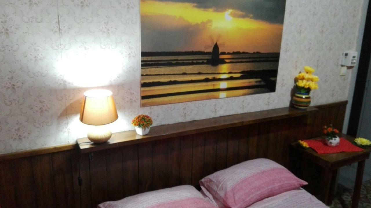 Porto Del Sole Lägenhet Trapani Exteriör bild