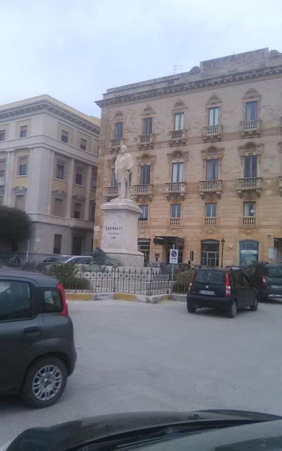 Porto Del Sole Lägenhet Trapani Exteriör bild